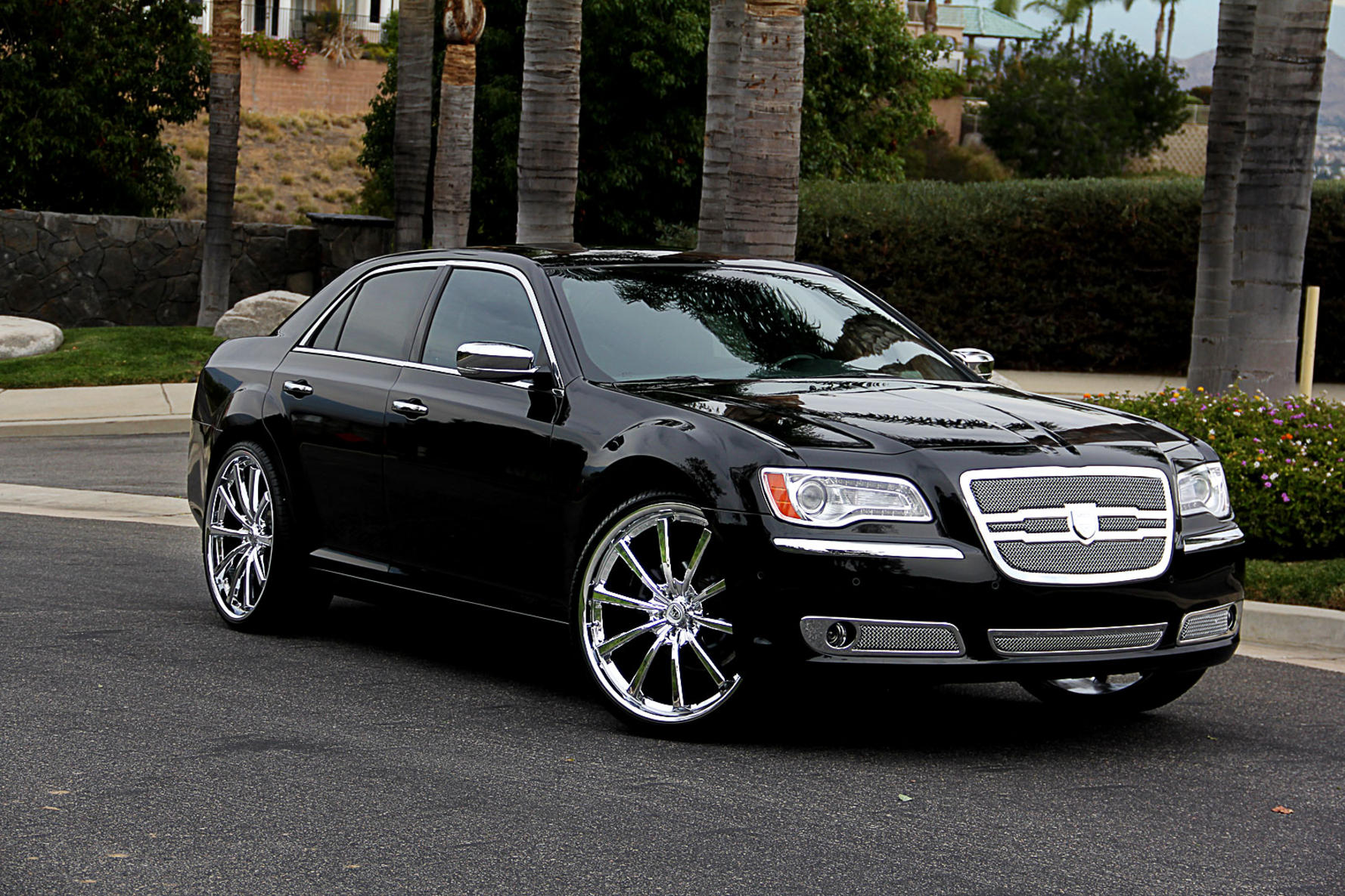 Chrysler 300c black rims #4