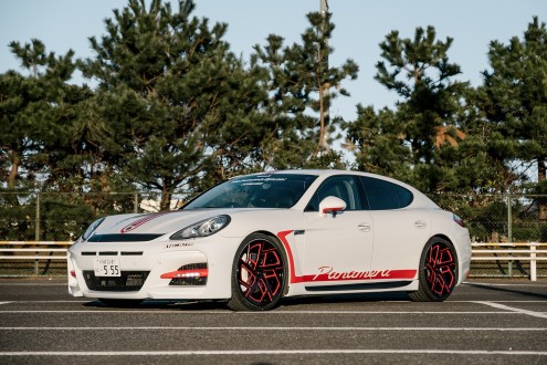 Porsche Panamera on RZ-106