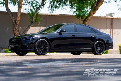 Mercedes S580e on Aries