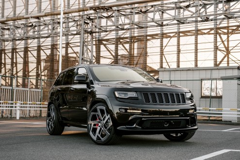 Jeep Cherokee SRT on Renzo RZ-106