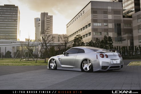 Nissan GTR on LF-768 Dawn