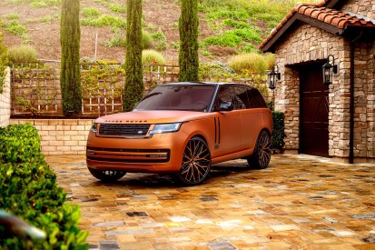 Range Rover on Aries