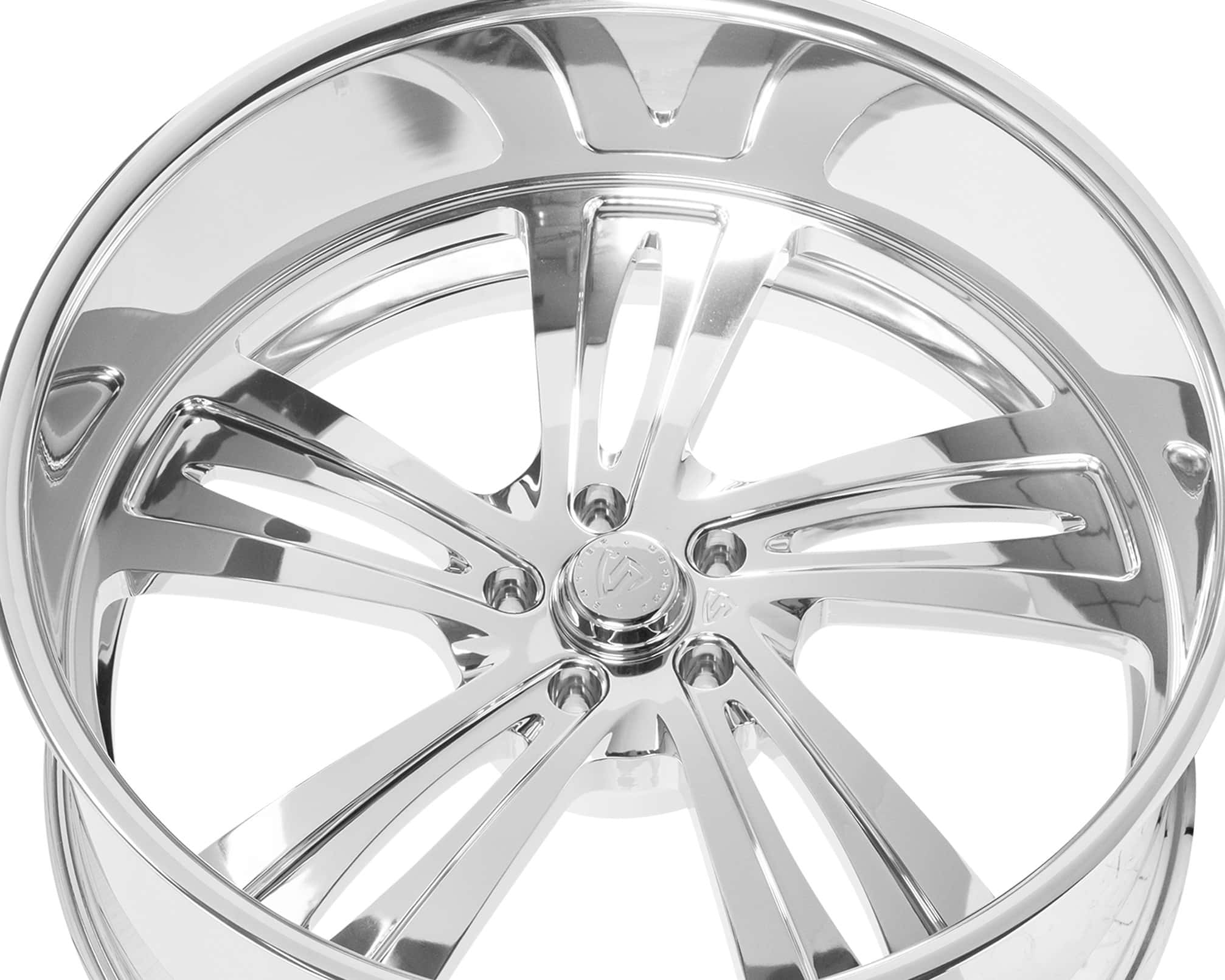 High-Performance Lexani Stinger alloy wheel for luxury vehicles.