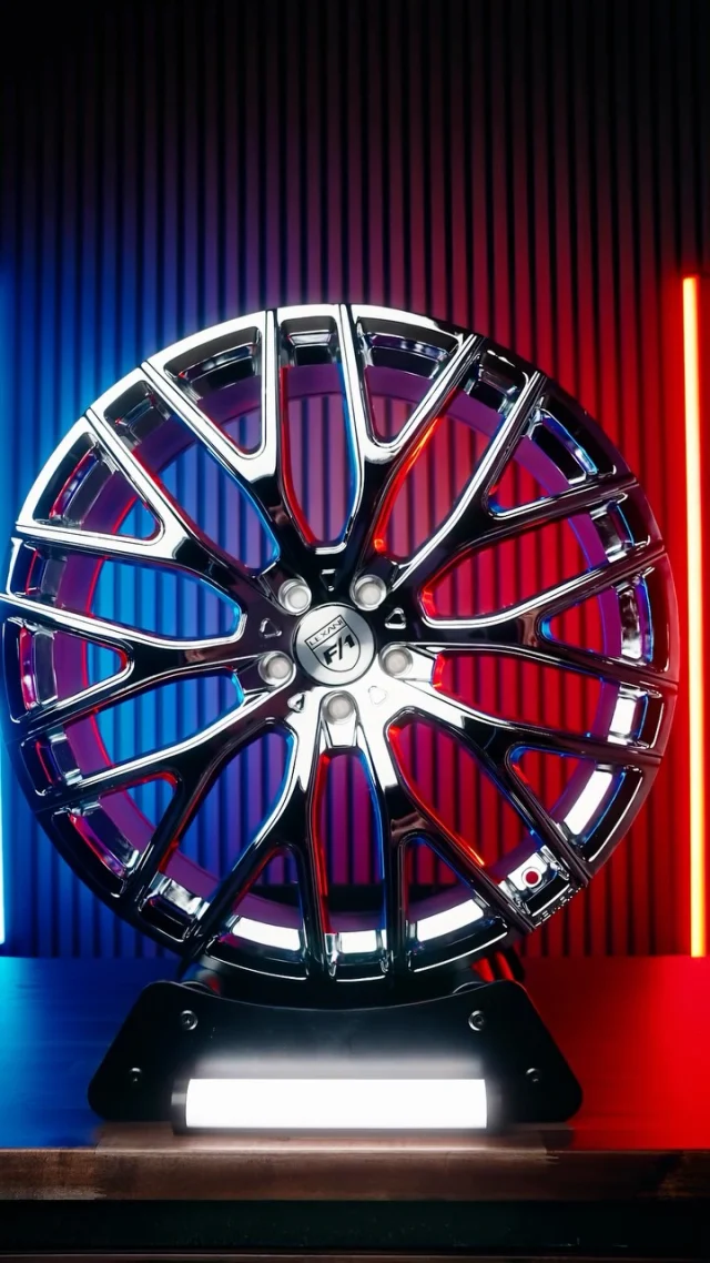 What You Putting These On!?🔥
Valor - Chrome Finish
#lexani #customwheels #forgedwheels #rims #lexaniwheels