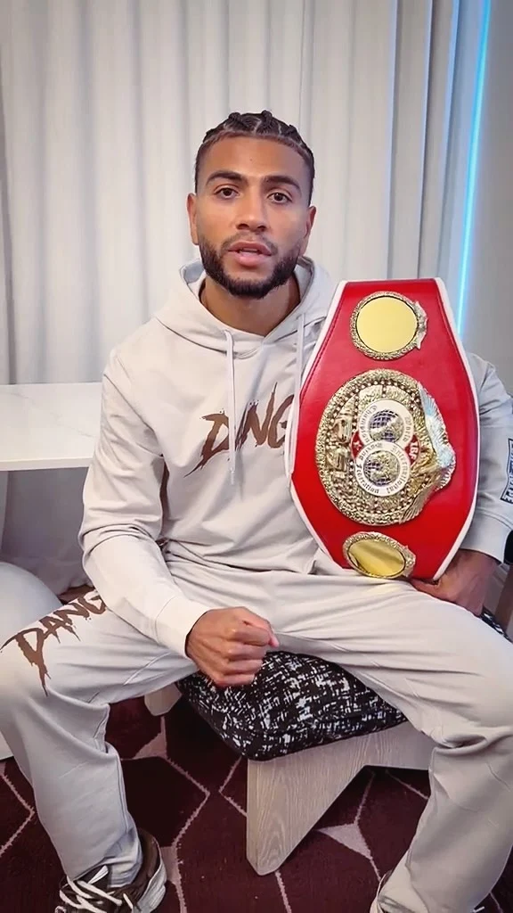 Let’s cheer on our Boy, The Champ @ray_muratalla1 🥊
This Saturday, as he defends his IBF Lightweight Title against Robson Conceição LIVE!
#dazn #daznboxing #tnt #lexani